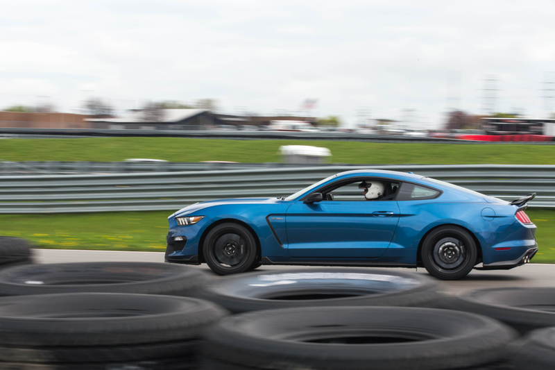 Illustration for article titled The 2019 Ford Mustang Shelby GT350 Somehow Improves Upon Perfection